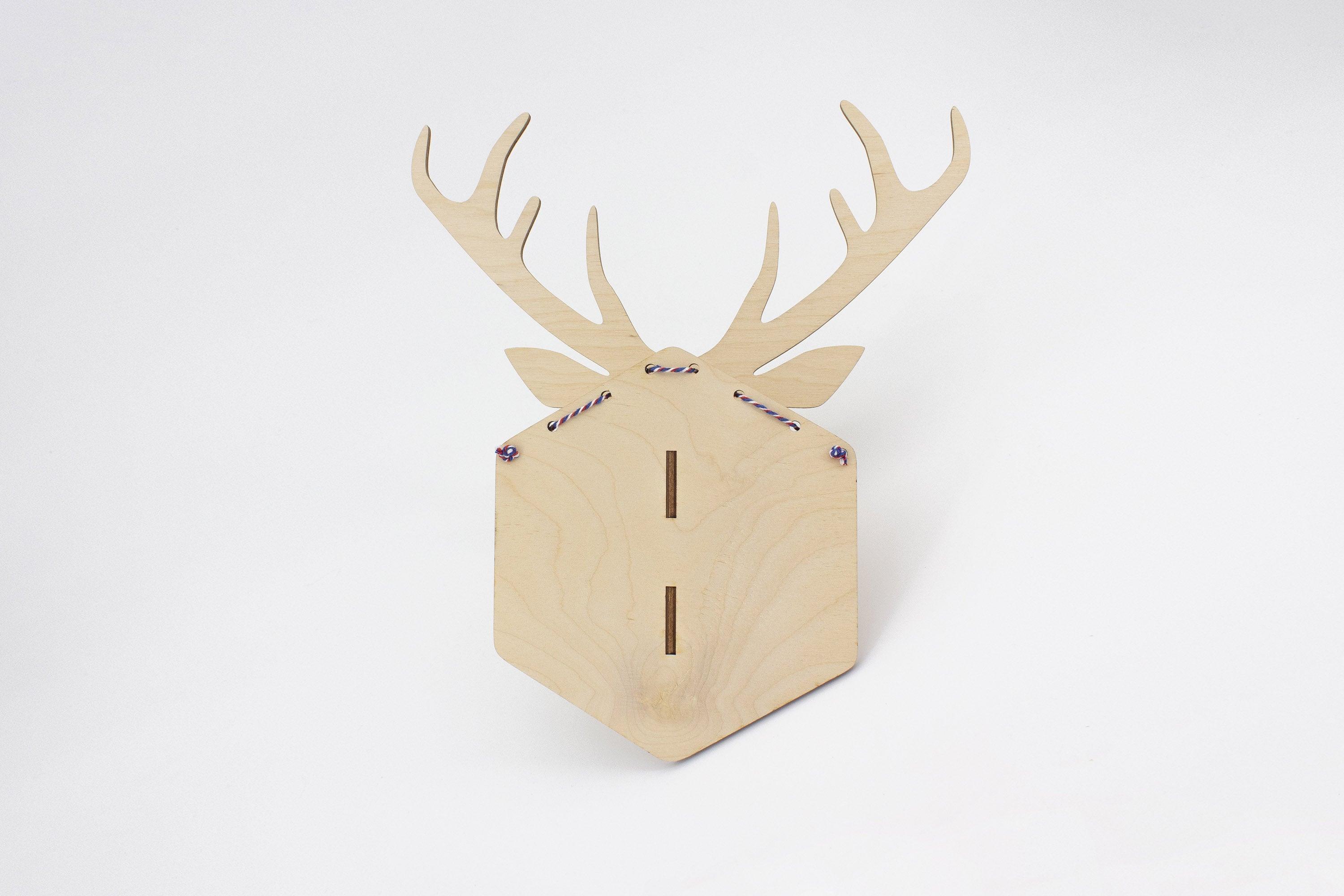 Trophées animaux en bois - Reine Mère