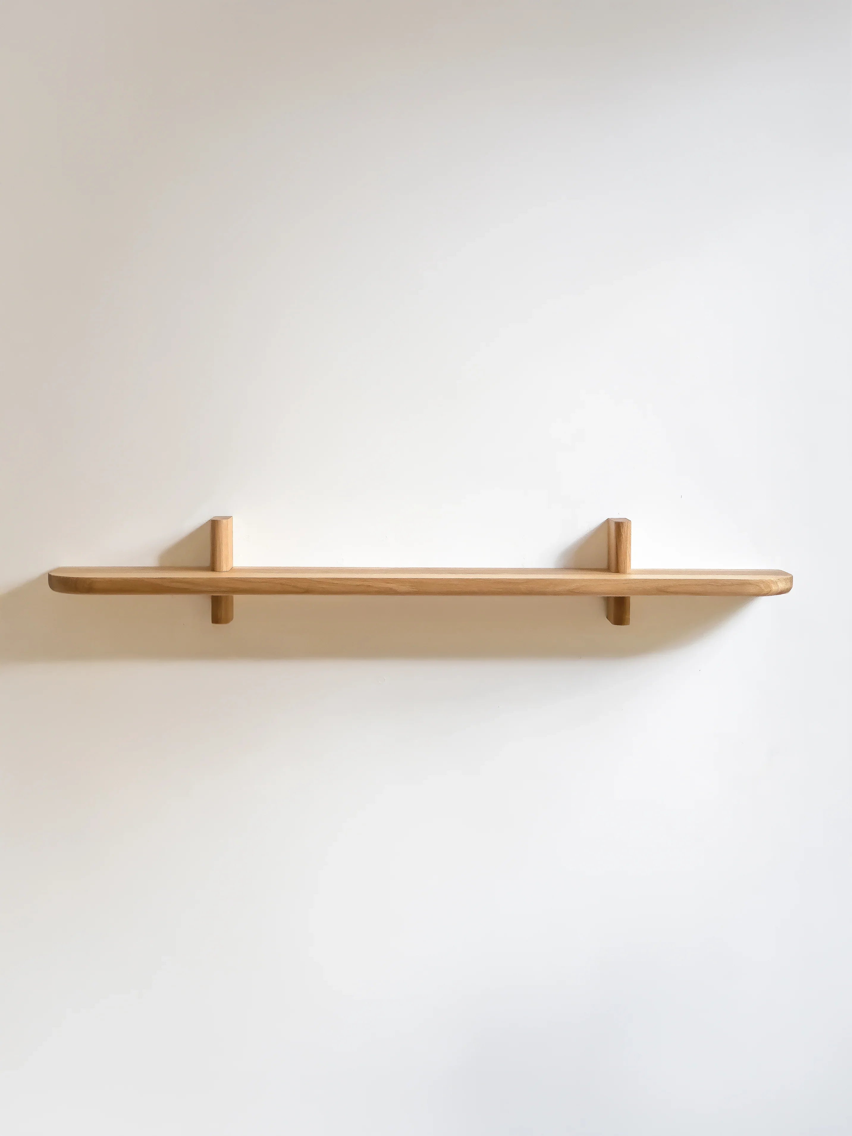 Étagère chêne massif Sentier