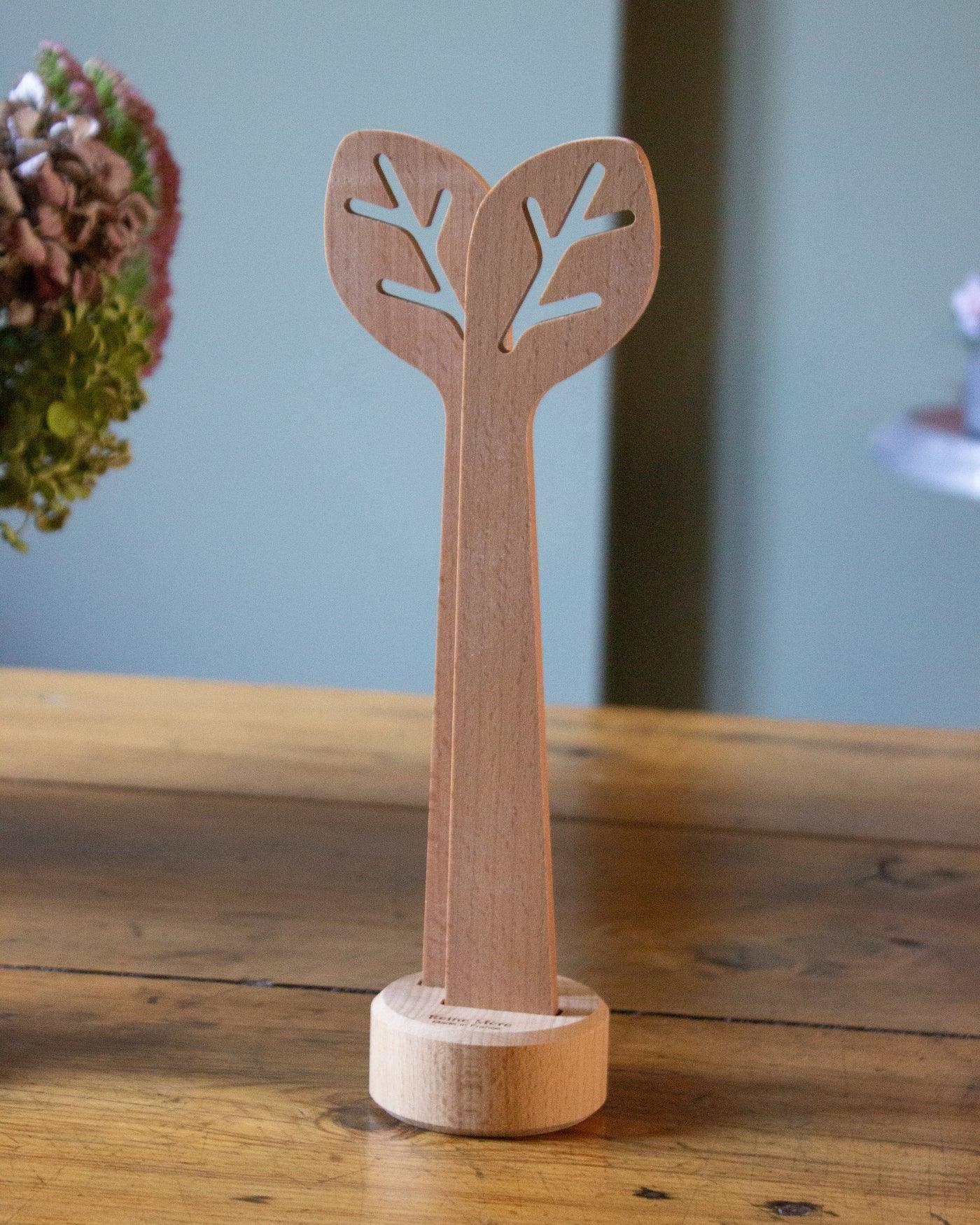 Du Bout des Feuilles - Reine Mère