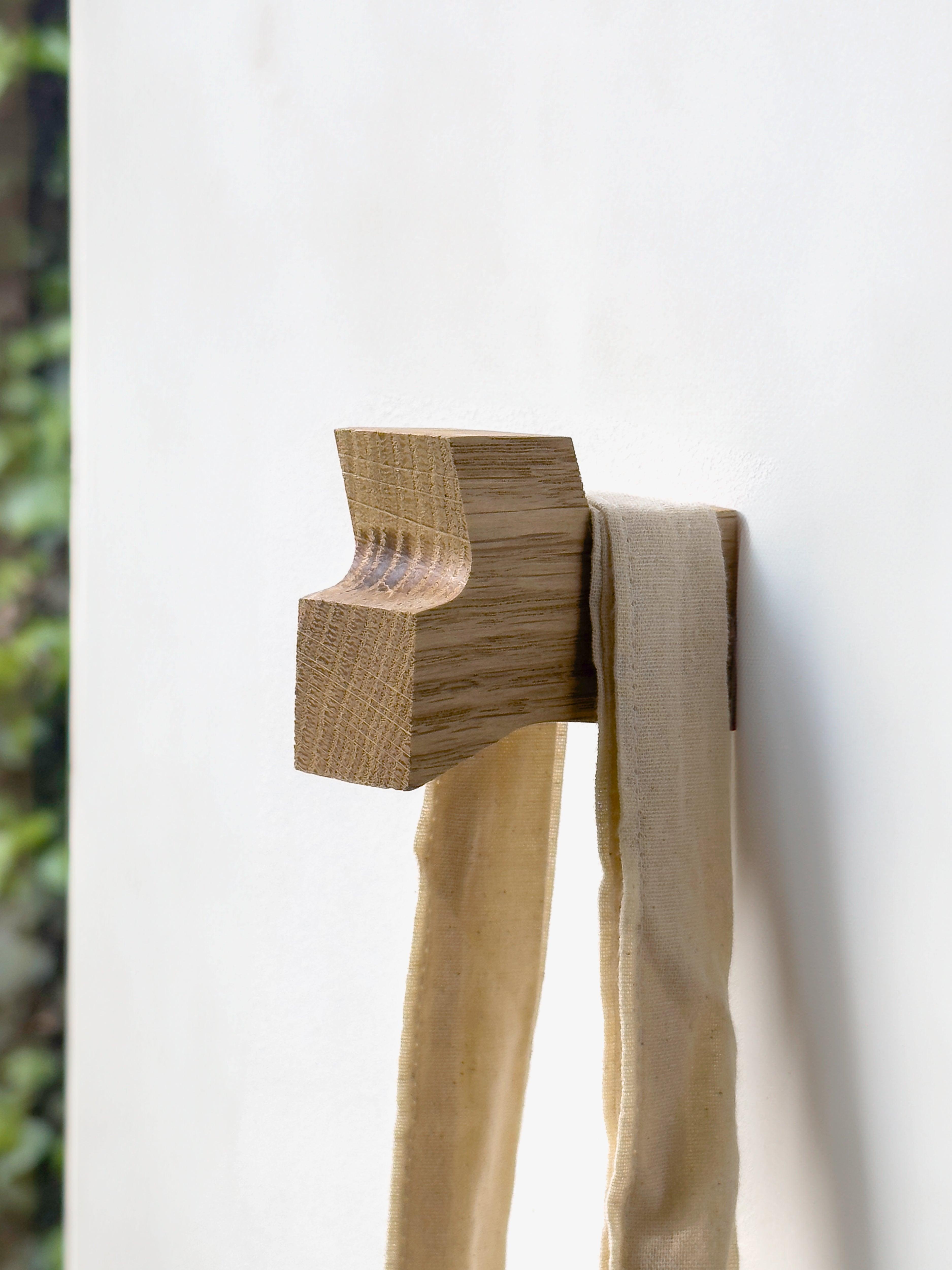 Racine - Patère et butée de porte en chêne